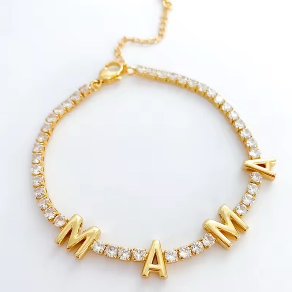 Gold 'MAMA' Bracelet